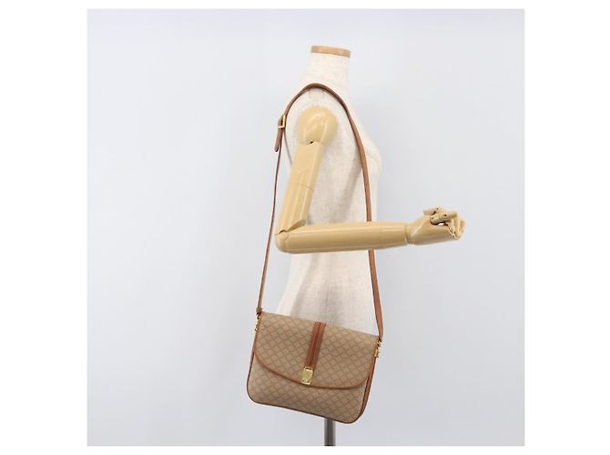 Céline Borsa a tracolla CELINE Macadam Canvas PVC Beige Gold Auth 199912 D'oro - vista 24