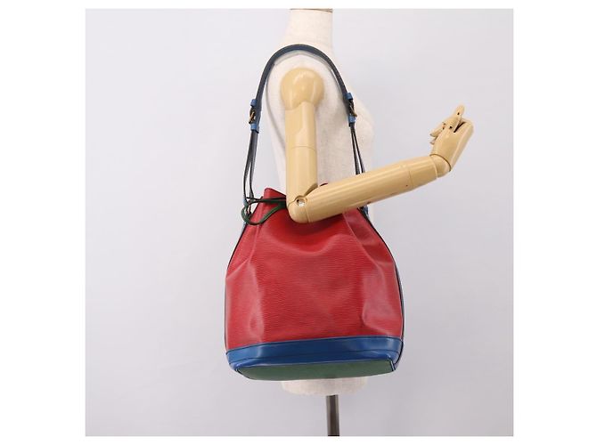 Borsa a tracolla LOUIS VUITTON Epi Noe Rosso Verde Blu M44082 LV Auth BA15430 - vista 21