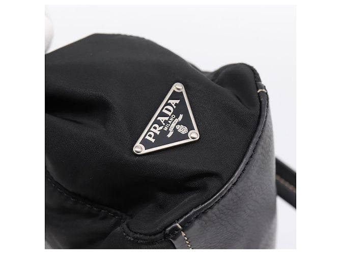 Borsa a tracolla PRADA Nylon Nero Argento Auth 199517V - vista 17