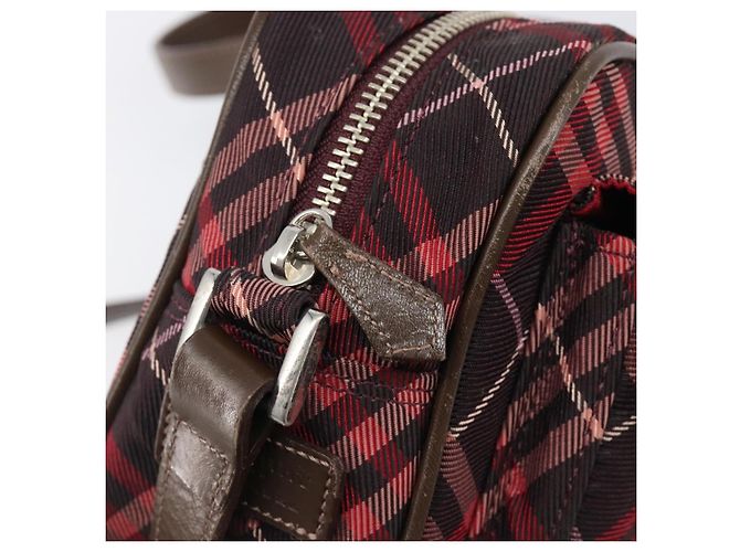 Borsa a tracolla BURBERRY Nova Check Blue Label Nylon Bordeaux Silver Auth am12529A Argento Bordò - vista 10