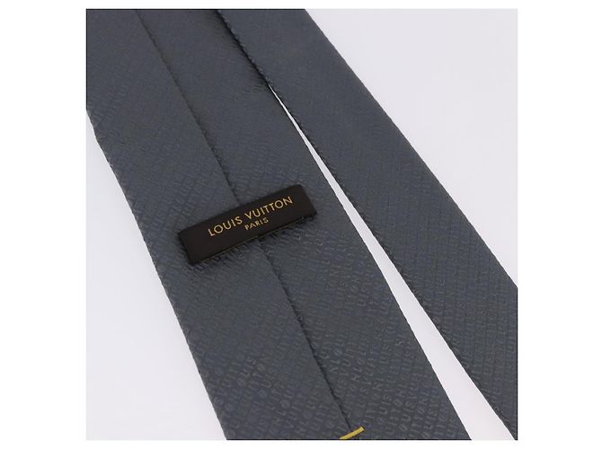 Corbata LOUIS VUITTON de seda gris LV Auth 199991M Castaño - vista 10