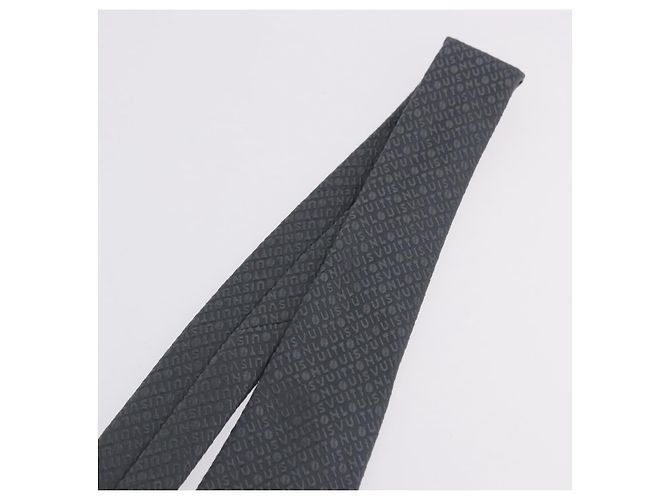 Corbata LOUIS VUITTON de seda gris LV Auth 199991M Castaño - vista 7