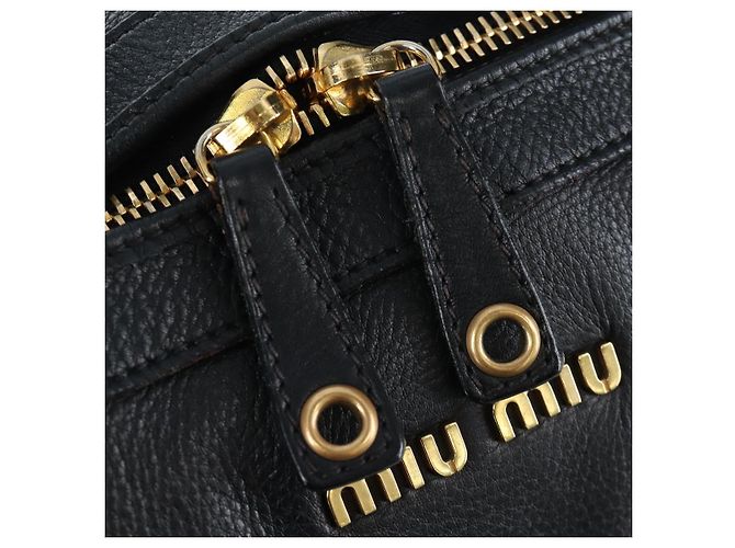 Borsa a tracolla Miu Miu in pelle nera e oro Auth yk20825V Nero D'oro - vista 19