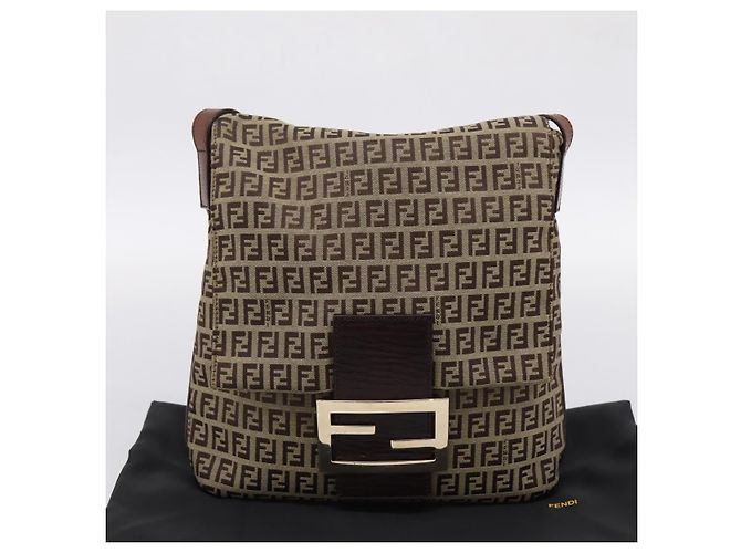 Borsa a tracolla FENDI Zucchino Canvas Mamma Baguette Beige Gold Auth ka5997A - vista 12