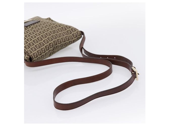 Borsa a tracolla FENDI Zucchino Canvas Mamma Baguette Beige Gold Auth ka5997A - vista 7