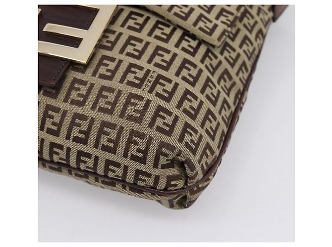 Borsa a tracolla FENDI Zucchino Canvas Mamma Baguette Beige Gold Auth ka5997A - vista 9