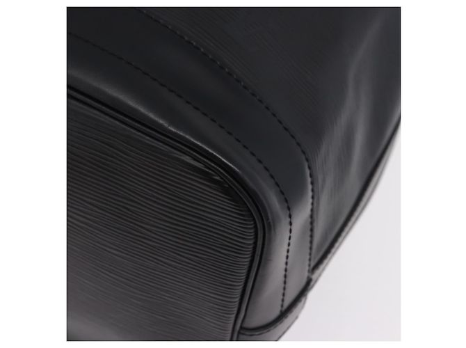Borsa a tracolla LOUIS VUITTON Epi Petit Noe Nera M44102 LV Auth 200543V Nero - vista 15