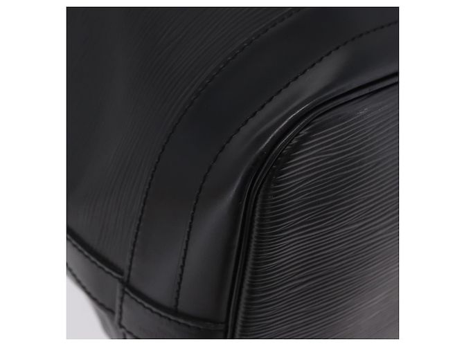Borsa a tracolla LOUIS VUITTON Epi Petit Noe Nera M44102 LV Auth 200543V Nero - vista 8