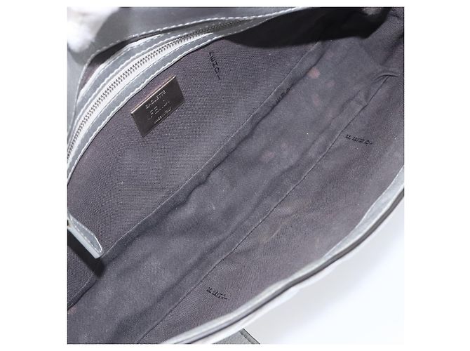 Borsa a spalla FENDI Zucca Mamma Baguette in pelle argento 8BR600 Auth yk20852SAM Prata - vista 10