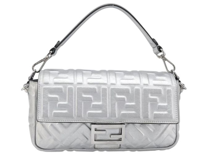 Borsa a spalla FENDI Zucca Mamma Baguette in pelle argento 8BR600 Auth yk20852SAM Prata - vista 13