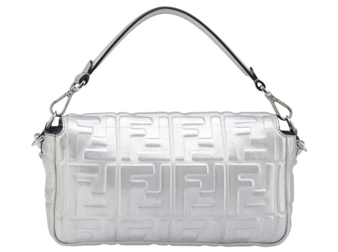 Borsa a spalla FENDI Zucca Mamma Baguette in pelle argento 8BR600 Auth yk20852SAM Prata - vista 2