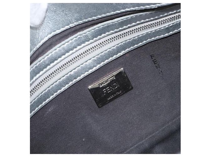 Borsa a spalla FENDI Zucca Mamma Baguette in pelle argento 8BR600 Auth yk20852SAM Prata - vista 23