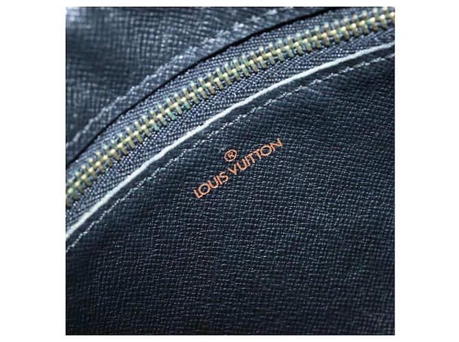 LOUIS VUITTON Epi Trocadero 23 Shoulder Bag Black M52302 LV Auth 197664A Nero - vista 18
