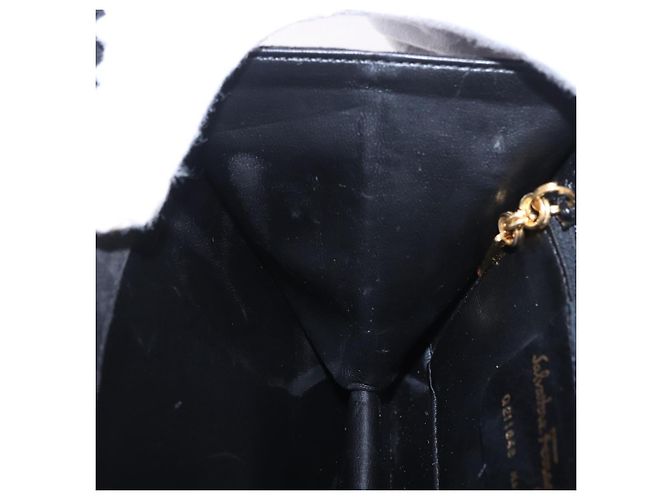 Borsa Salvatore Ferragamo in camoscio nero e oro Auth SW2667V - vista 18
