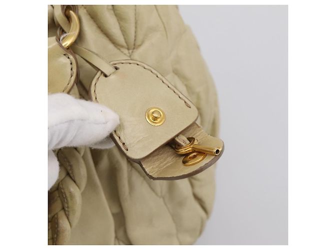 Borsa a mano Miu Miu in pelle 2way Beige Tono Oro Auth 167578A - vista 21