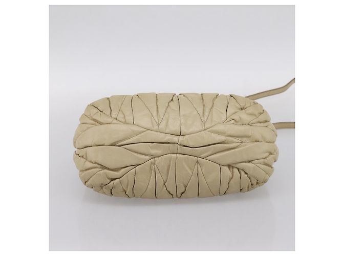 Borsa a mano Miu Miu in pelle 2way Beige Tono Oro Auth 167578A - vista 5