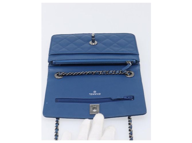 CHANEL Matelasse Trendy CC Chain Wallet Lamb Skin Blue Silver CC Auth 199460SAM Argento - vista 20