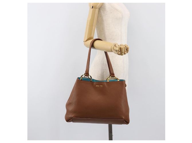 Borsa a mano Miu Miu in pelle marrone tono oro Auth 199360V - vista 20