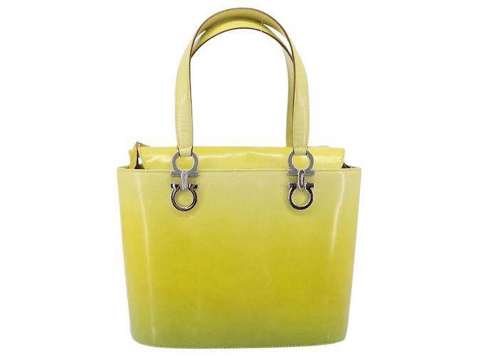 Borsa Salvatore Ferragamo Gancini in pelle 2way Giallo Argento Auth 196351 - vista 13