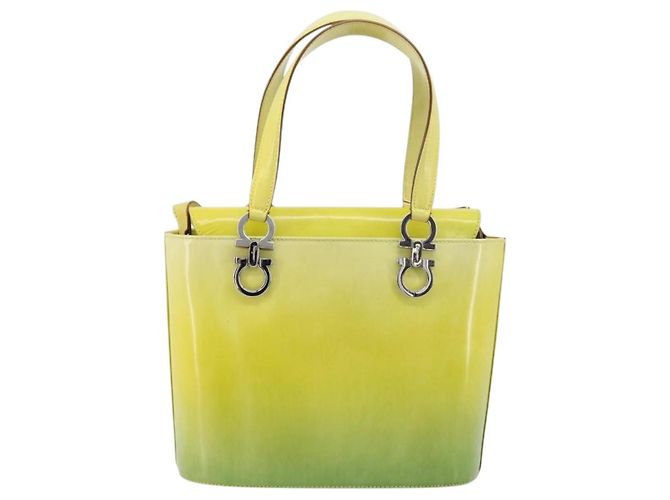 Borsa Salvatore Ferragamo Gancini in pelle 2way Giallo Argento Auth 196351 - vista 2