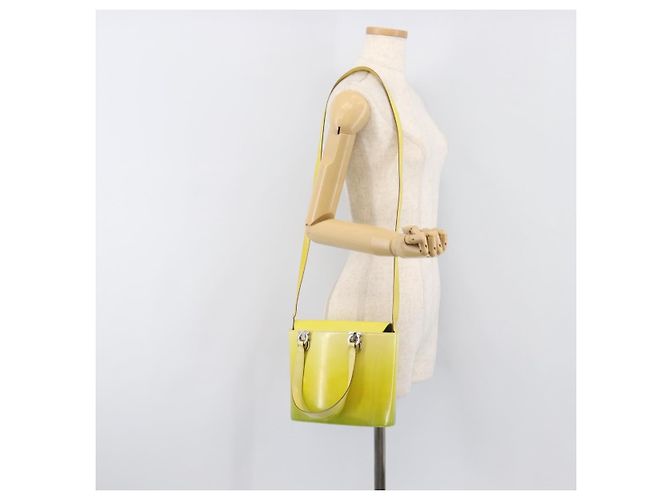Borsa Salvatore Ferragamo Gancini in pelle 2way Giallo Argento Auth 196351 - vista 25