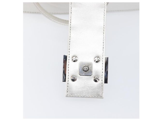 Borsa a mano FENDI Mamma Baguette in pelle argento Auth 199212SAV - vista 10