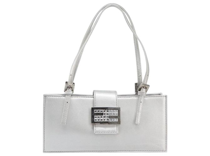 Borsa a mano FENDI Mamma Baguette in pelle argento Auth 199212SAV - vista 13