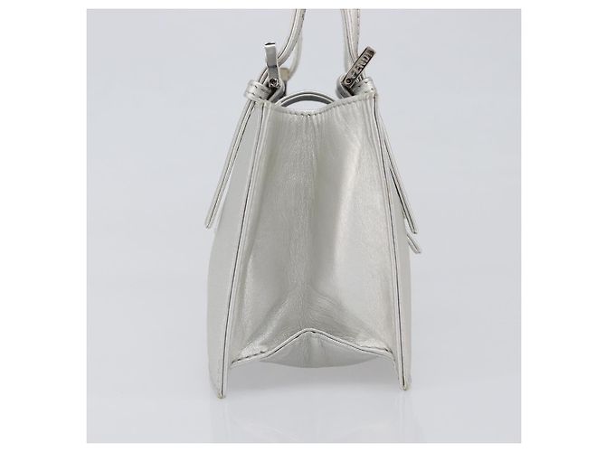 Borsa a mano FENDI Mamma Baguette in pelle argento Auth 199212SAV - vista 4