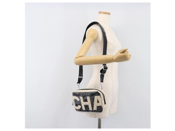 Borsa a tracolla CHANEL COCO Mark Camelia PVC Pelle Nero Bianco CC Auth 200139SAM - vista 26