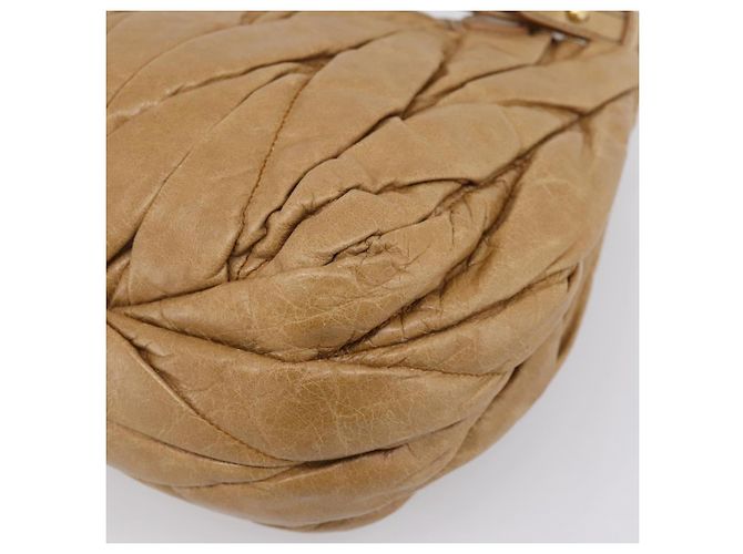 Sac à main Miu Miu Vitellolux Matelassé en cuir 2 voies Marron Ton Or Auth 202111V - vue 17