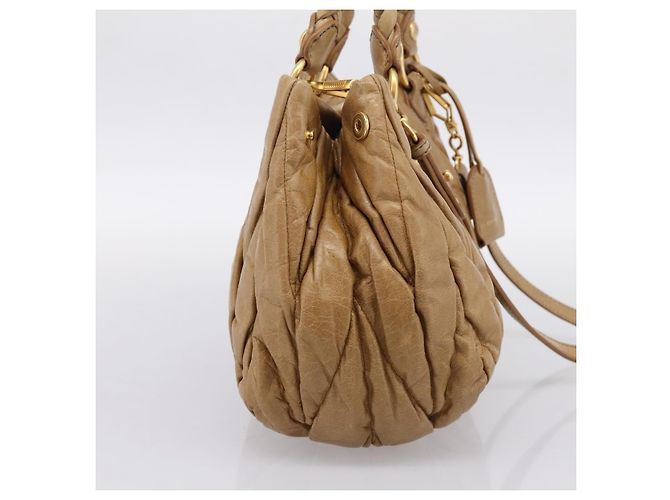 Sac à main Miu Miu Vitellolux Matelassé en cuir 2 voies Marron Ton Or Auth 202111V - vue 3