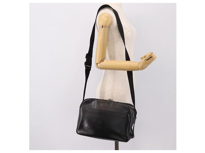 Borsa a tracolla LOUIS VUITTON Taiga Reporter PM Ardoise M30152 LV Auth ka6020 Grigio - vista 23