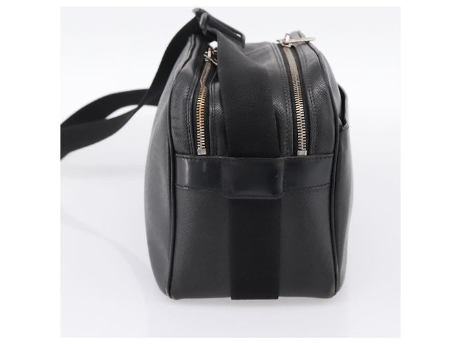 Borsa a tracolla LOUIS VUITTON Taiga Reporter PM Ardoise M30152 LV Auth ka6020 Grigio - vista 3