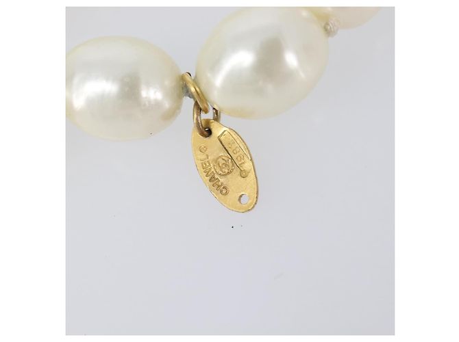 Collar de perlas CHANEL metal Gold White CC Auth bs37053V Blanco Dorado - vista 17
