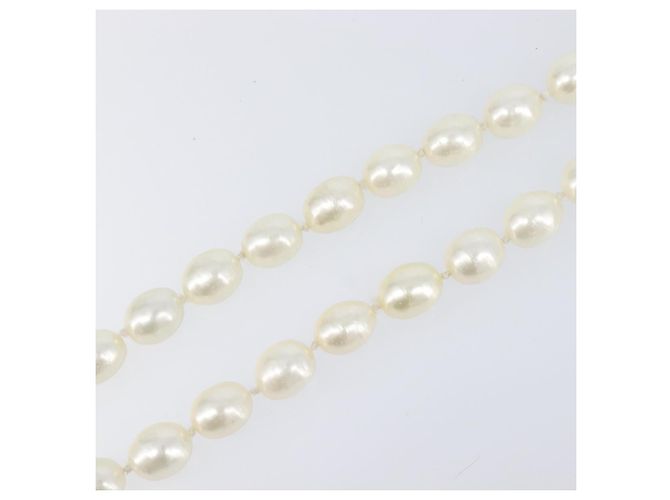 Collar de perlas CHANEL metal Gold White CC Auth bs37053V Blanco Dorado - vista 4