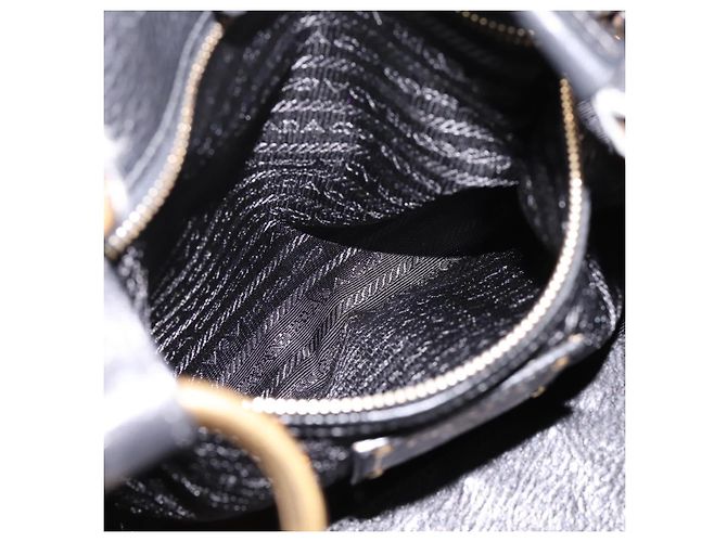 Bolsa de mão PRADA Vitterodino em couro preto e dourado Auth 200844V - vista 24