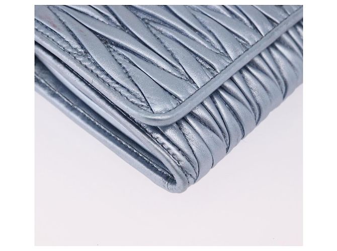 Sac à épaule portefeuille Miu Miu Matelassé en cuir bleu clair argenté Auth 200112M - vue 15