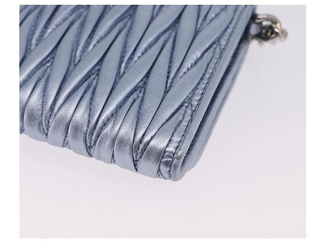 Sac à épaule portefeuille Miu Miu Matelassé en cuir bleu clair argenté Auth 200112M - vue 18