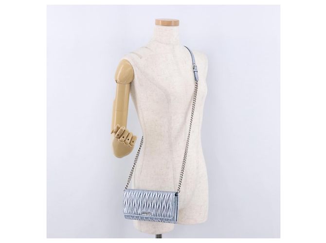 Sac à épaule portefeuille Miu Miu Matelassé en cuir bleu clair argenté Auth 200112M - vue 29