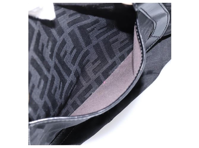 Borsa Tote FENDI Zucca Canvas Black Gold Tone 8BR628 Auth 199495A Nero - vista 21