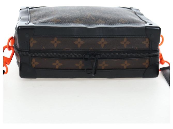 LOUIS VUITTON Bolsa de Ombro Solar Powered Ray Soft Trunk M44478 LV Auth 199093SAM Monograma - vista 6
