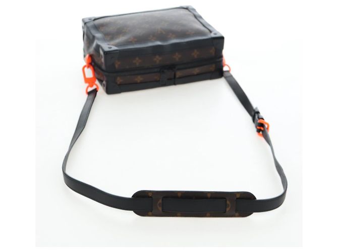 LOUIS VUITTON Bolsa de Ombro Solar Powered Ray Soft Trunk M44478 LV Auth 199093SAM Monograma - vista 7