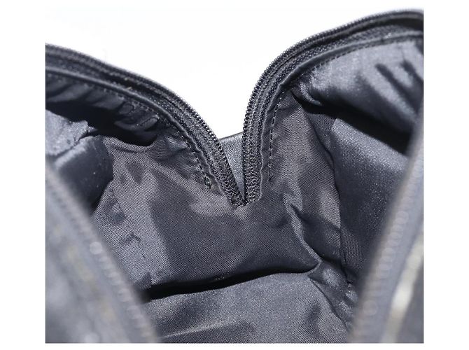 GUCCI Bolsa Pouch em couro preto prata 039 0974 Auth hk4120 - vista 18