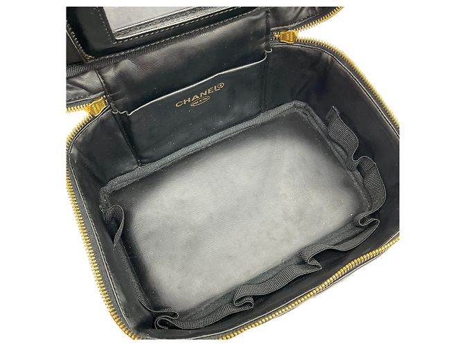 Chanel Black Patent Leather Vanity Case - view 10