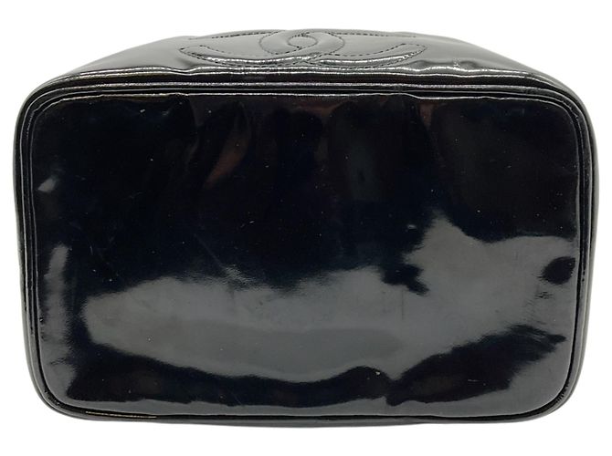 Chanel Black Patent Leather Vanity Case - view 12