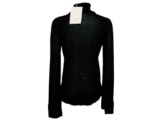 Totême Toteme Rollkragenpullover in Schwarz mit Schlitzärmeln - Ansicht 3