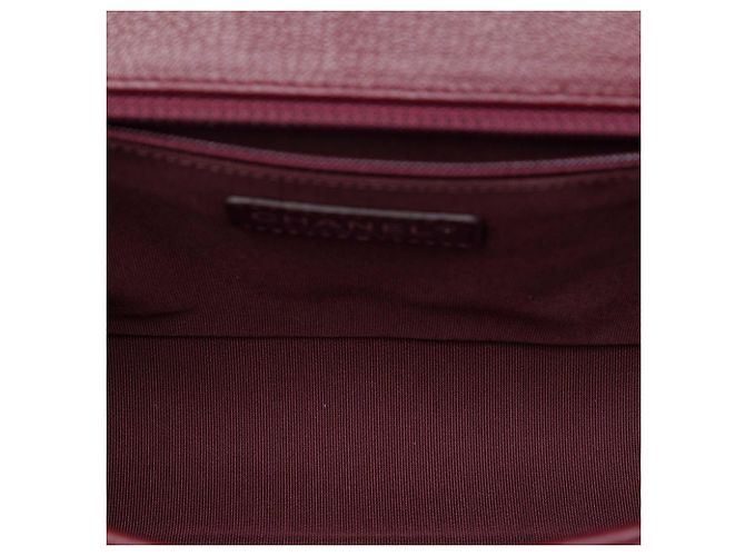 Borsa a tracolla Boy Flap Chanel Medium in pelle di capra trapuntata e vernice rossa Rosso - vista 4