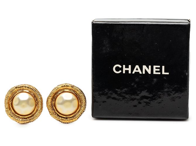 Orecchini a clip Chanel placcati oro con perle finte D'oro - vista 4