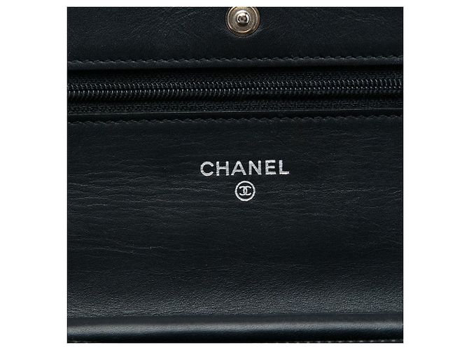 Wallet On Chain Borsa a tracolla Chanel CC in vernice matelassé nera con portafoglio e catena Nero - vista 5