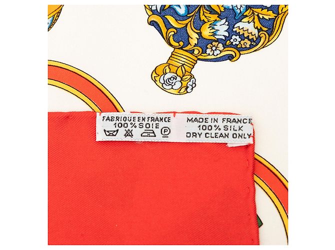 Foulard di seta Hermès Qu Importe Le Flacon Bianco - vista 3